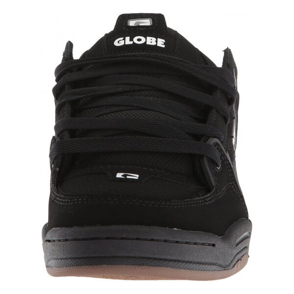 globe kids skate shoes